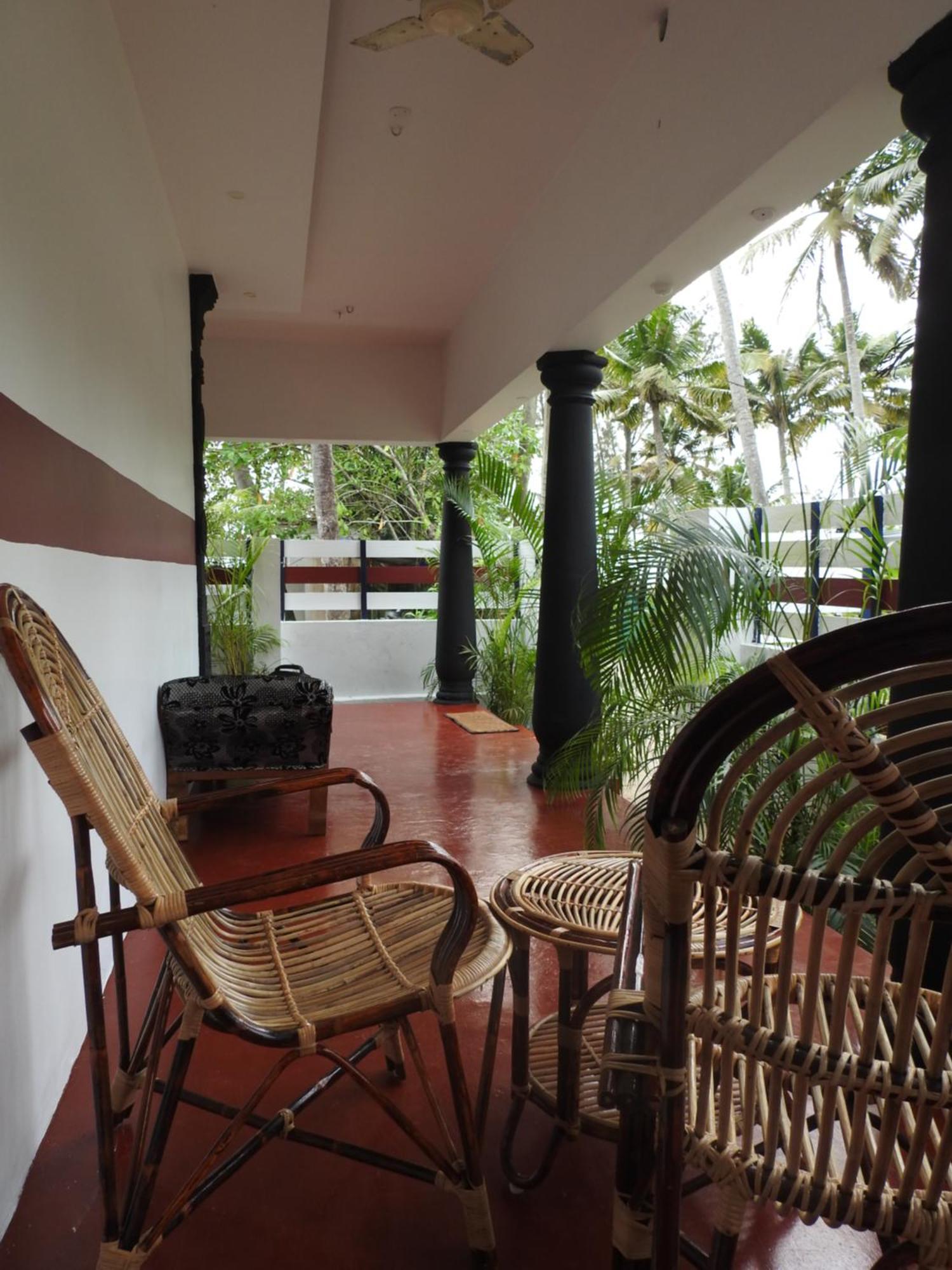 Shoreline Marari Beach Villa At Golden Beach Mararikulam Alappuzha Exterior foto
