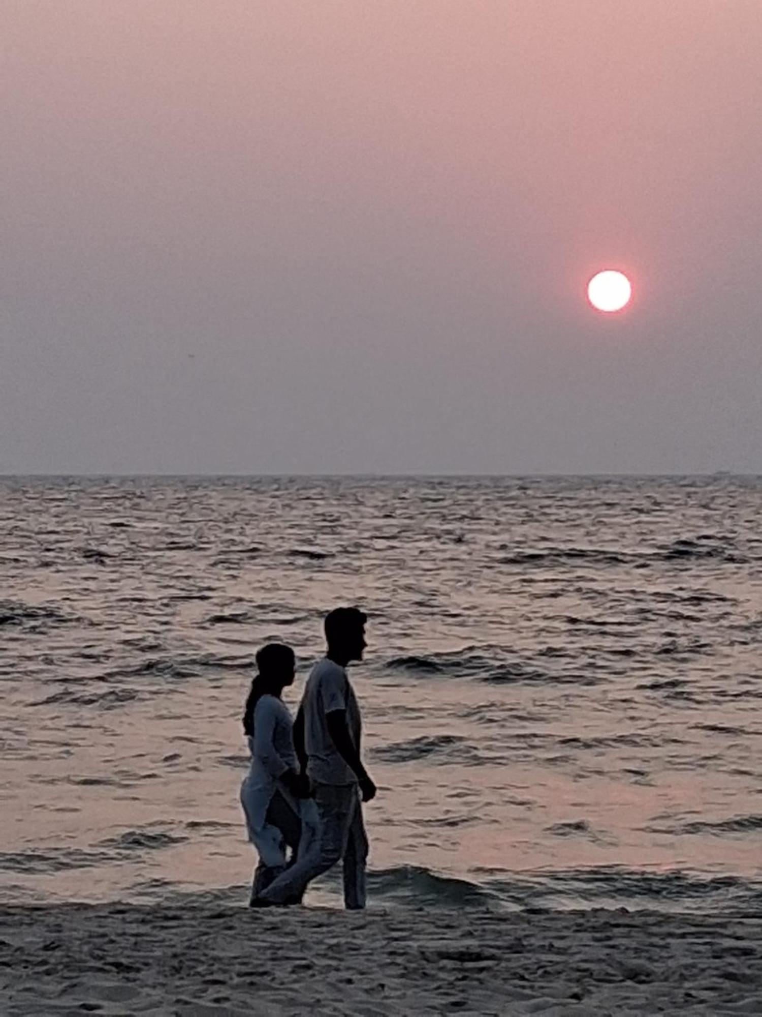 Shoreline Marari Beach Villa At Golden Beach Mararikulam Alappuzha Exterior foto